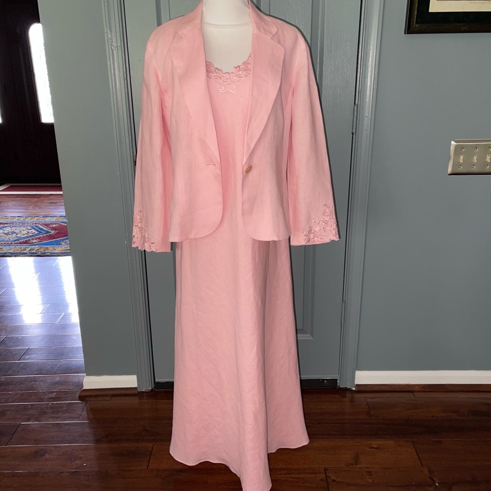 Talbots 100% Linen Pink Embroidered Eyelet Floral 2 Piece Set.